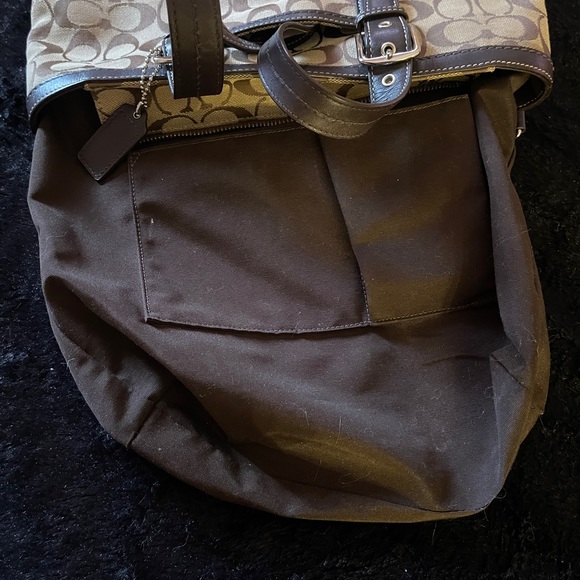 GENUINE COACH F12645 JAQUARD HAMPTON SHOULDER BAG Approx 10.5 inches tall - Picture 6 of 17